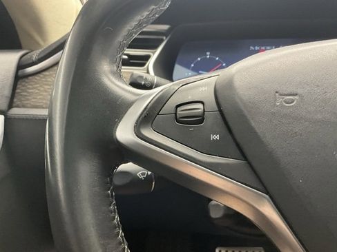 Used 2014 Tesla Model S image 17