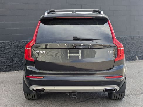 Used 2017 Volvo XC90 T6 Momentum image 6