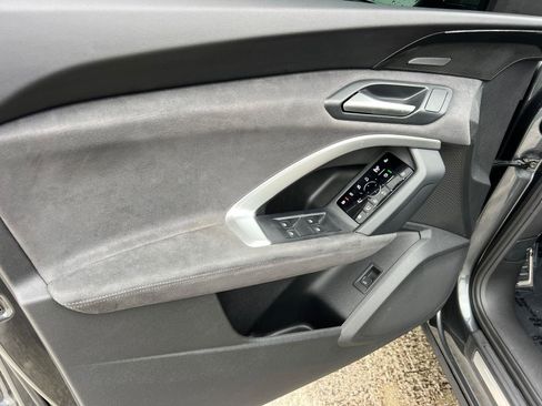 Used 2025 Audi SQ5 Premium Plus w/ Premium Plus Package image 10