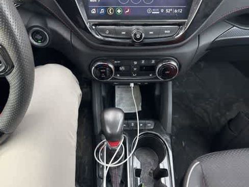 Used 2023 Chevrolet TrailBlazer RS w/ Sun and Liftgate Package image 21