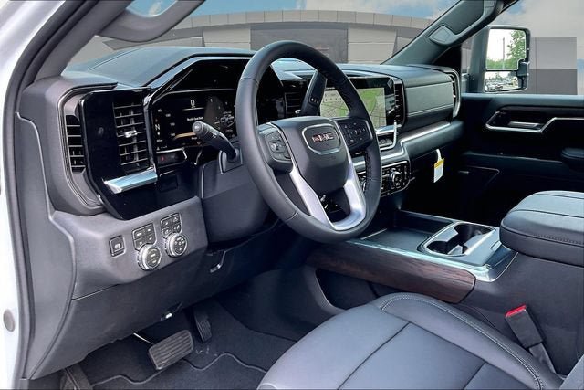 New 2026 GMC Sierra 3500 SLT w/ SLT Convenience Package AWD/4WD image 7