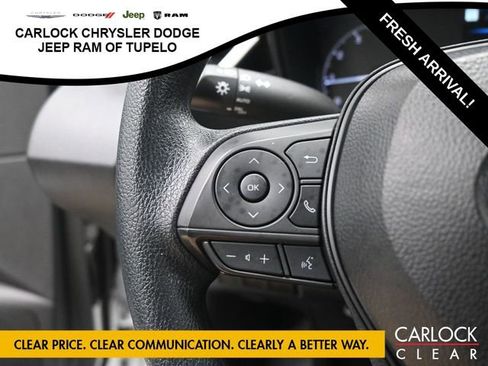 Used 2025 Toyota Corolla LE image 14