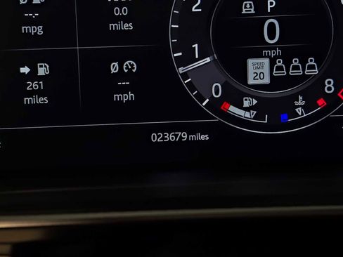 Used 2021 Land Rover Range Rover P525 Westminster Edition LWB image 13