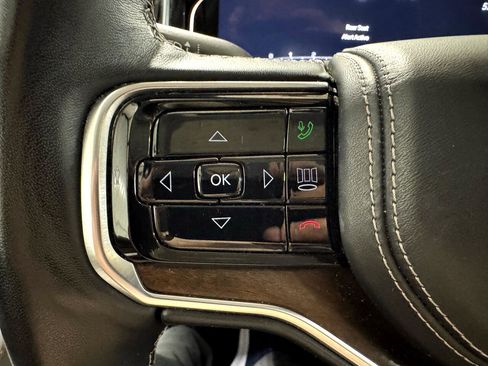 Used 2023 Jeep Grand Wagoneer Series II w/ Convenience Group III image 33