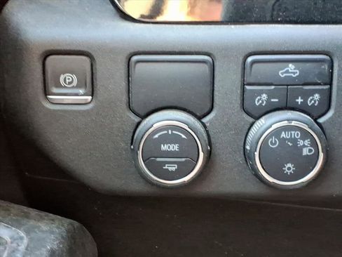 Used 2024 Chevrolet Silverado 1500 LT w/ Protection Package RWD image 11