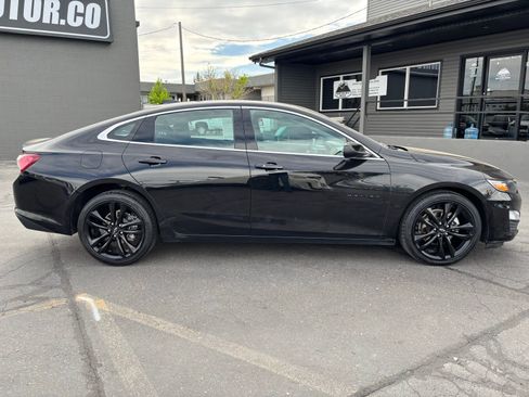 Used 2024 Chevrolet Malibu LT w/ Midnight Edition FWD image 5