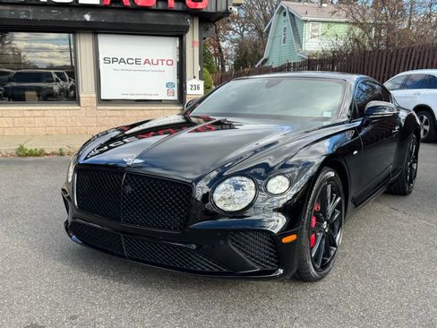 Used 2022 Bentley Continental GT image 2