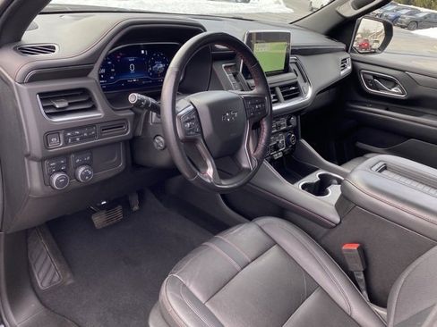 Used 2022 Chevrolet Suburban RST w/ Luxury Package image 12