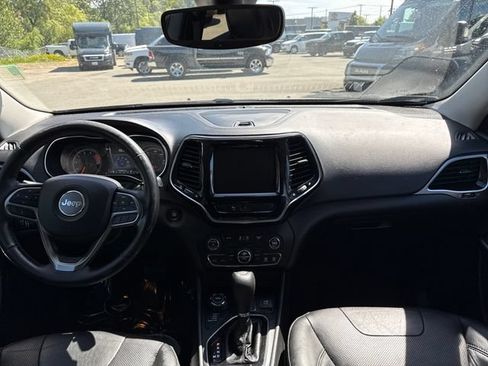 Used 2019 Jeep Cherokee Limited AWD/4WD image 11