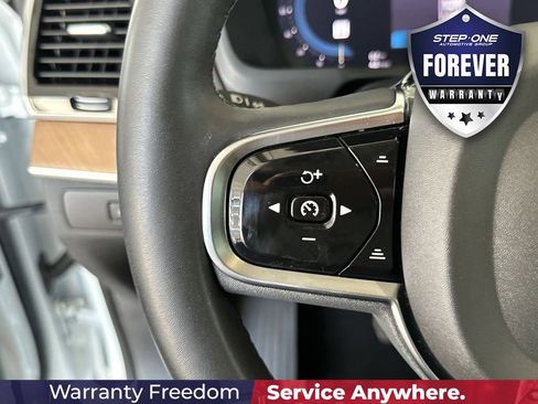 Used 2024 Volvo XC90 B6 Plus w/ Protection Package Premier AWD/4WD image 22
