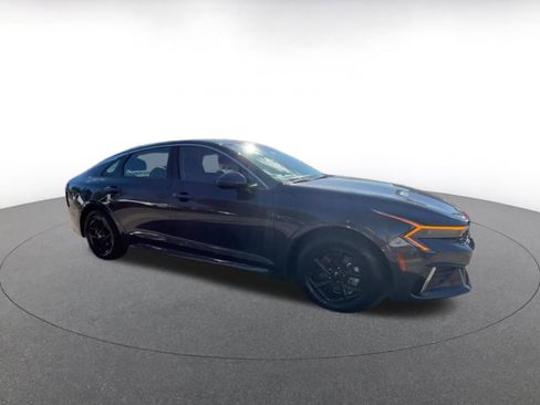 Used 2025 Kia K5 LXS image 2