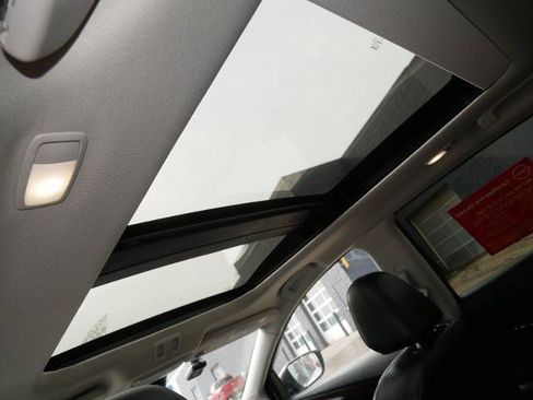 Certified 2024 Nissan Murano Platinum w/ Cargo Package image 15