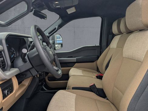 New 2025 Ford F250 XLT w/ 360-Degree Camera Package AWD/4WD image 23