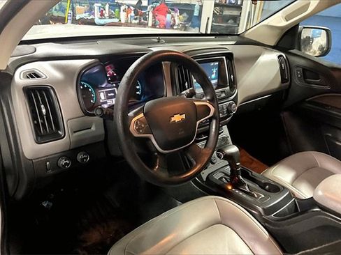 Used 2018 Chevrolet Colorado W/T w/ WT Convenience Package image 13