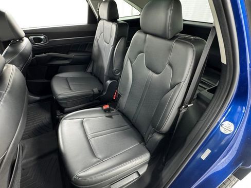 Used 2023 Kia Sorento SX AWD/4WD image 12