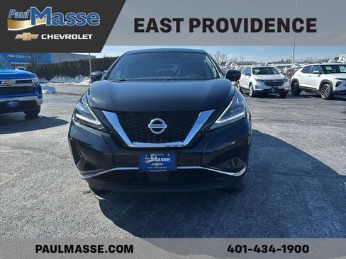 Used 2019 Nissan Murano S image 2