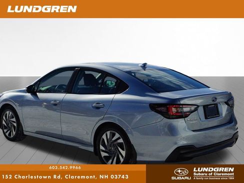 Used 2025 Subaru Legacy Limited AWD/4WD image 32