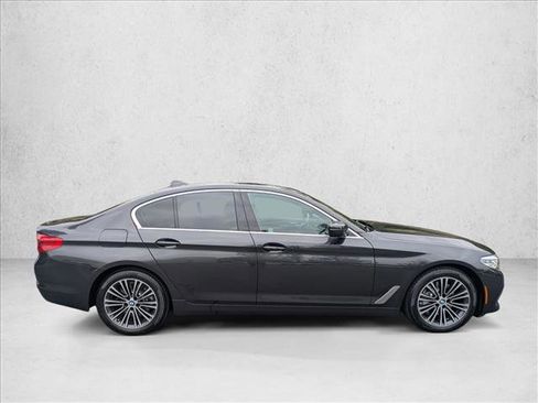 Used 2019 BMW 530i w/ Convenience Package image 4