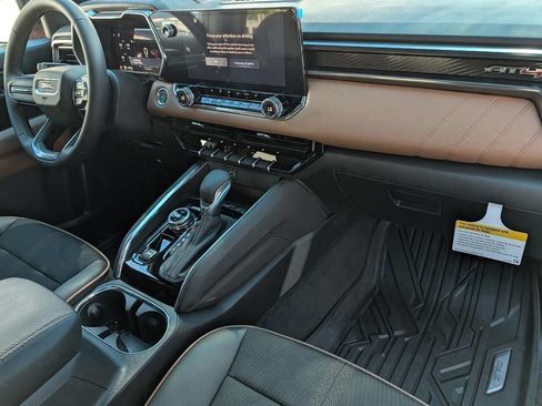 New 2026 GMC Canyon AT4 AWD/4WD image 39