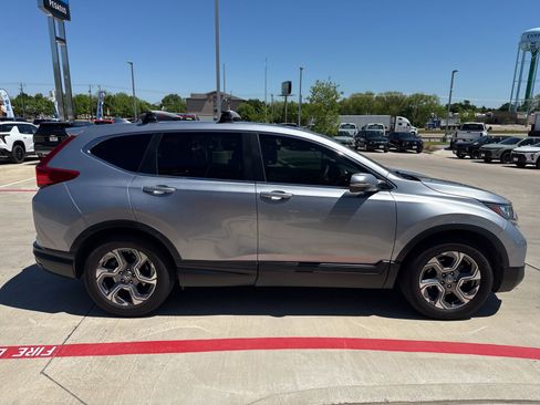 Used 2018 Honda CR-V EX image 5