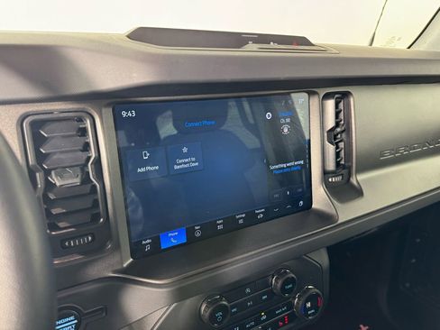 Used 2025 Ford Bronco Big Bend image 18