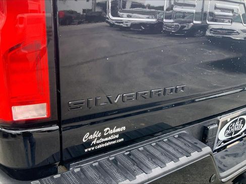 Used 2024 Chevrolet Silverado 2500 High Country w/ Midnight Edition AWD/4WD image 29