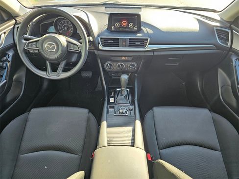 Used 2018 MAZDA MAZDA3 Sport image 18