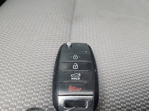 Used 2018 Kia Forte LX image 32