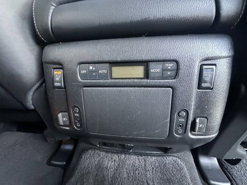 Used 2018 Nissan Armada Platinum w/ Captain Seat Package image 17