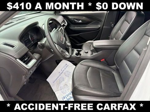 Used 2024 GMC Terrain SLT AWD/4WD image 12