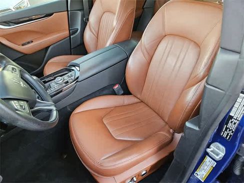 Used 2022 Maserati Levante GT image 14