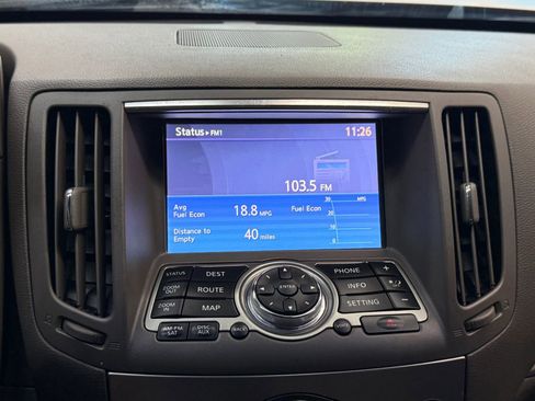 Used 2015 INFINITI Q40 w/ Navigation Package RWD image 31