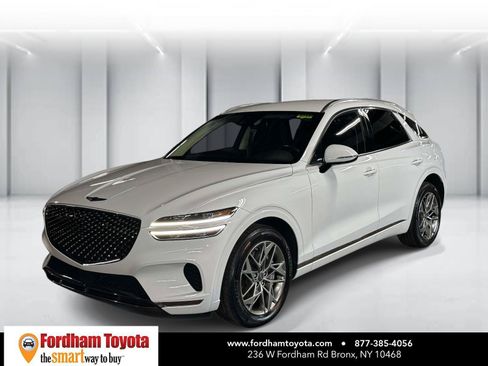 Used 2025 Genesis GV70 2.5T AWD/4WD image 4