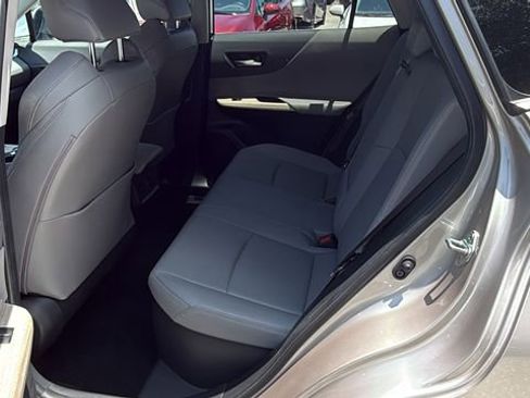 Certified 2023 Toyota Venza XLE AWD/4WD image 16