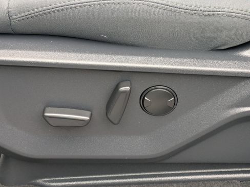 Certified 2025 Ford Expedition Active image 26