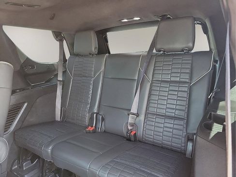 Used 2022 Cadillac Escalade Sport Platinum w/ Heavy-Duty Trailer Package AWD/4WD image 9