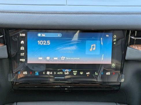 New 2025 Lincoln Navigator L Black Label image 16