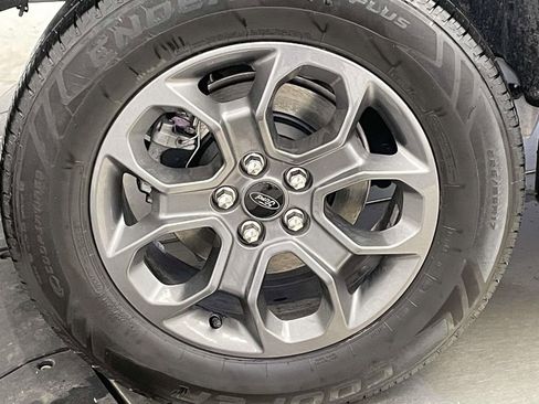 Used 2023 Ford Maverick XLT image 13