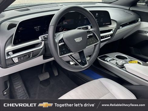 Used 2024 Cadillac Lyriq Luxury w/ LPO, Floor Liner Package RWD image 8