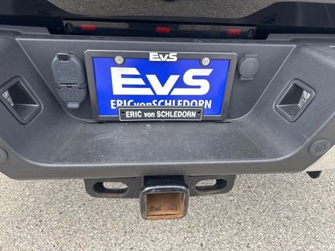 Used 2022 Ford F450 Lariat w/ FX4 Off-Road Package image 17