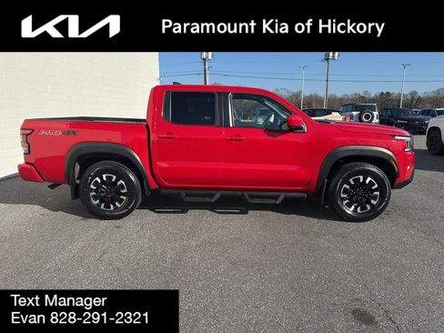 Used 2022 Nissan Frontier PRO-4X image 8