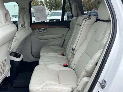 Used 2017 Volvo XC90 T6 Inscription w/ Vision Package image 14