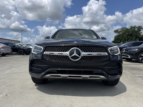 Used 2022 Mercedes-Benz GLC 300 image 2