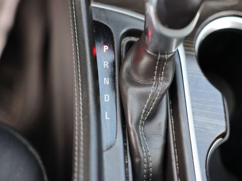 Used 2019 Buick Envision Premium AWD/4WD image 31