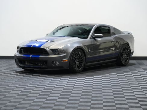 Used 2014 Ford Mustang Shelby GT500 w/ Equipment Group 821A image 2