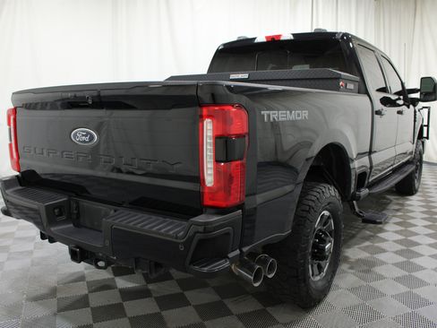 Used 2024 Ford F250 Lariat w/ Lariat Ultimate Package AWD/4WD image 33
