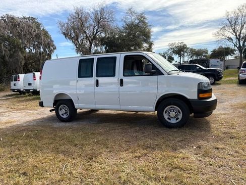 New 2025 Chevrolet Express 2500 Work Van 3D Cargo Van w/ Driver Convenience Package RWD image 18