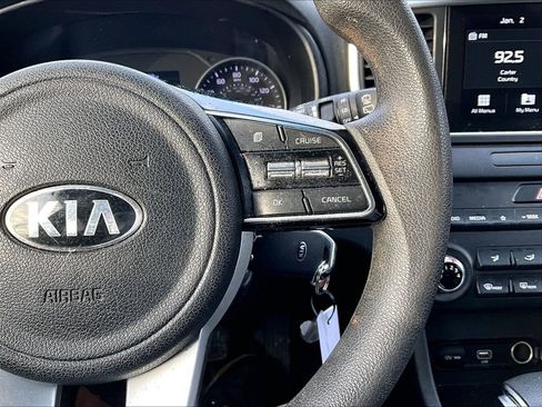 Used 2021 Kia Sportage LX FWD image 15