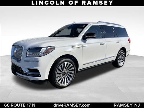 Used 2021 Lincoln Navigator Reserve w/ Luxury Package image 1