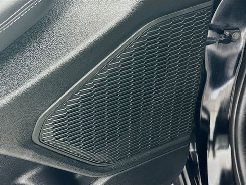 Certified 2024 Jeep Grand Cherokee Altitude image 29